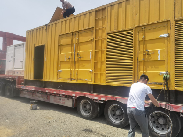 泽库除了负载情况和发动机维护，还有哪些因素会影响 200kw 柴油发电机的油耗？
