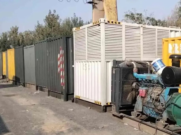泽库200KW柴油发电机机组每小时油耗是多少?